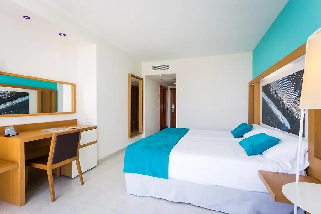 The Ibiza Twiins - 4* Sup Otel Playa d'en Bossa